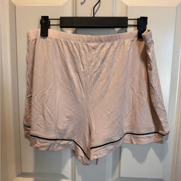 Stars Above Cream Pajama Set with Black Piping - Picture 5 of 6